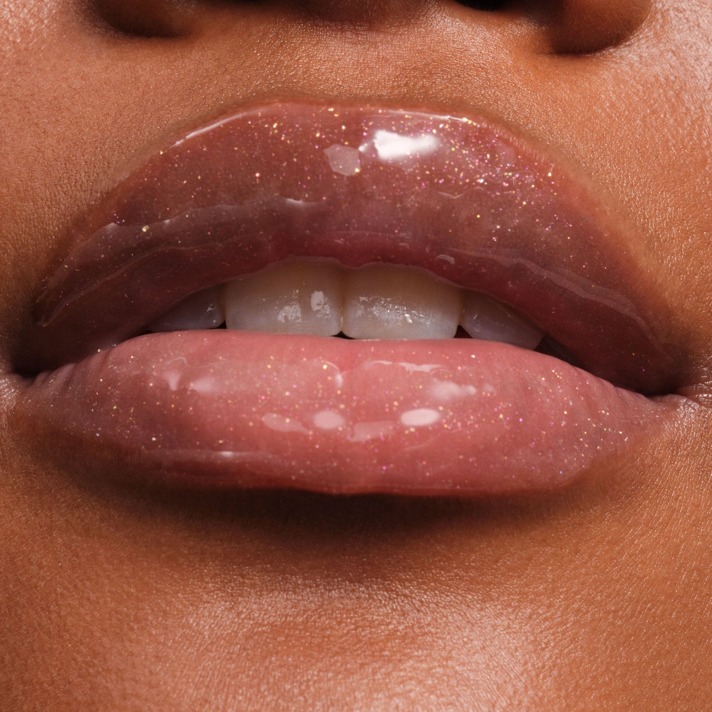 phyto-glow-lip-balm-shimmer-stardust-h5 NATR-10131-Phyto-Glow-Lip-Hover-Stardust.jpg