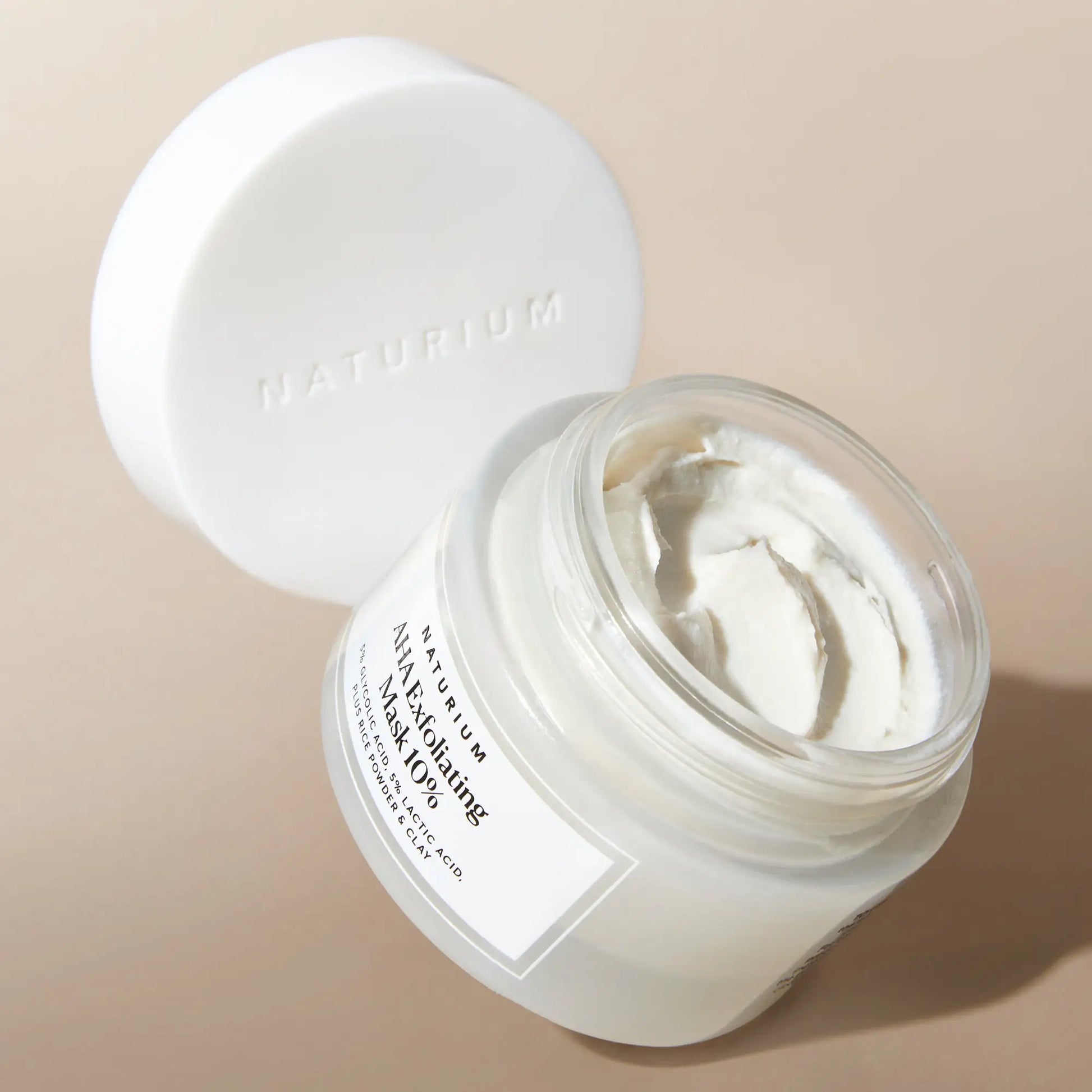 aha-exfoliating-mask-10-x7 AHAmask_0957-crop.webp
