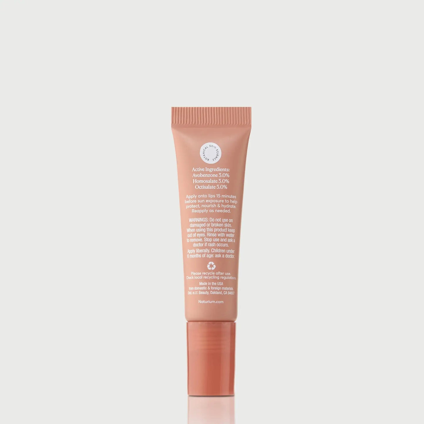phyto-glow-lip-balm-spf-45-getaway-i5 NATR-10126_PhytoGlow_SPF_Getaway_primary_capon_back_bonebkgd_1.webp
