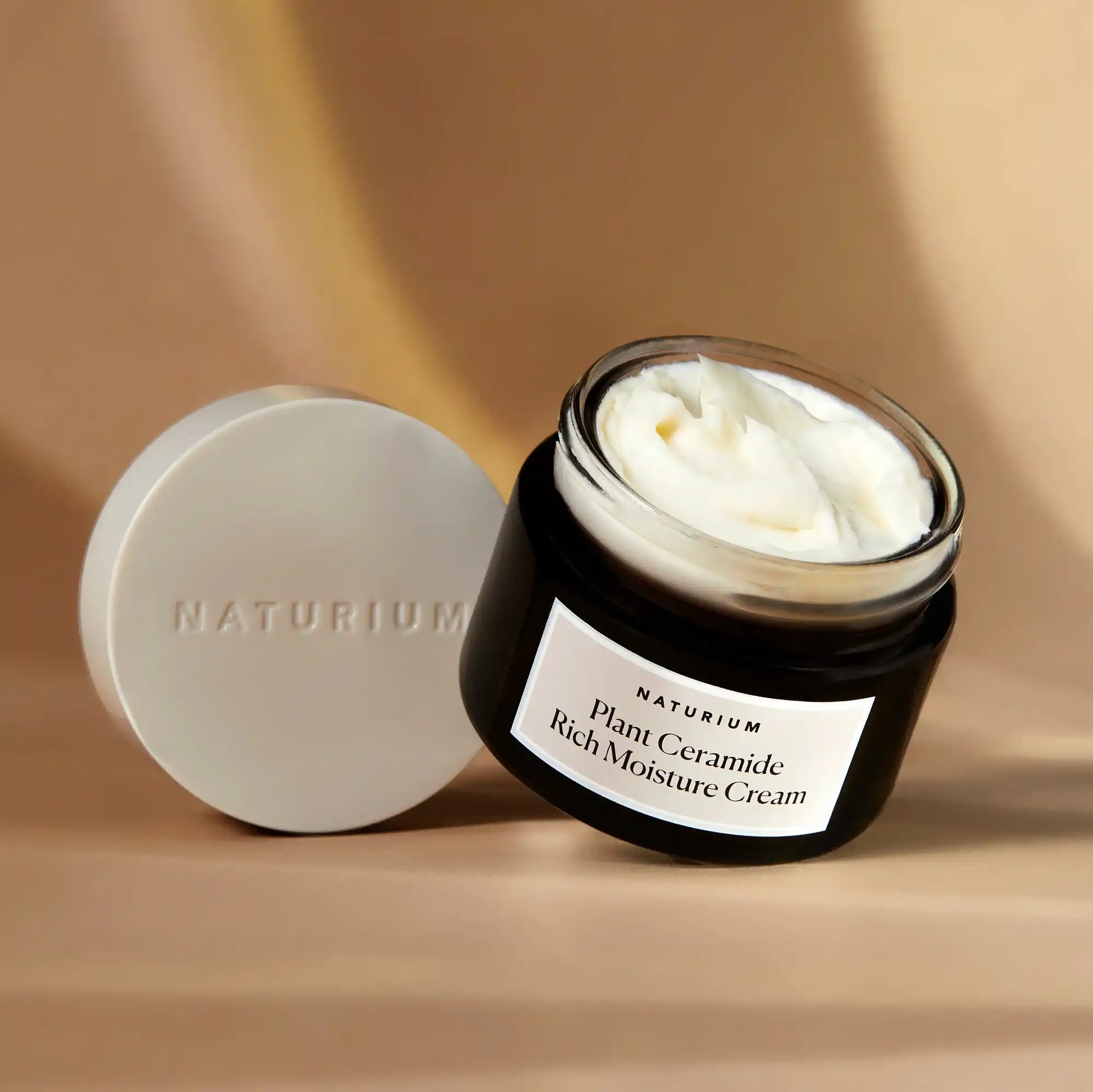 plant-ceramide-rich-moisture-cream-d7 plantceramide_0154-crop_1.webp