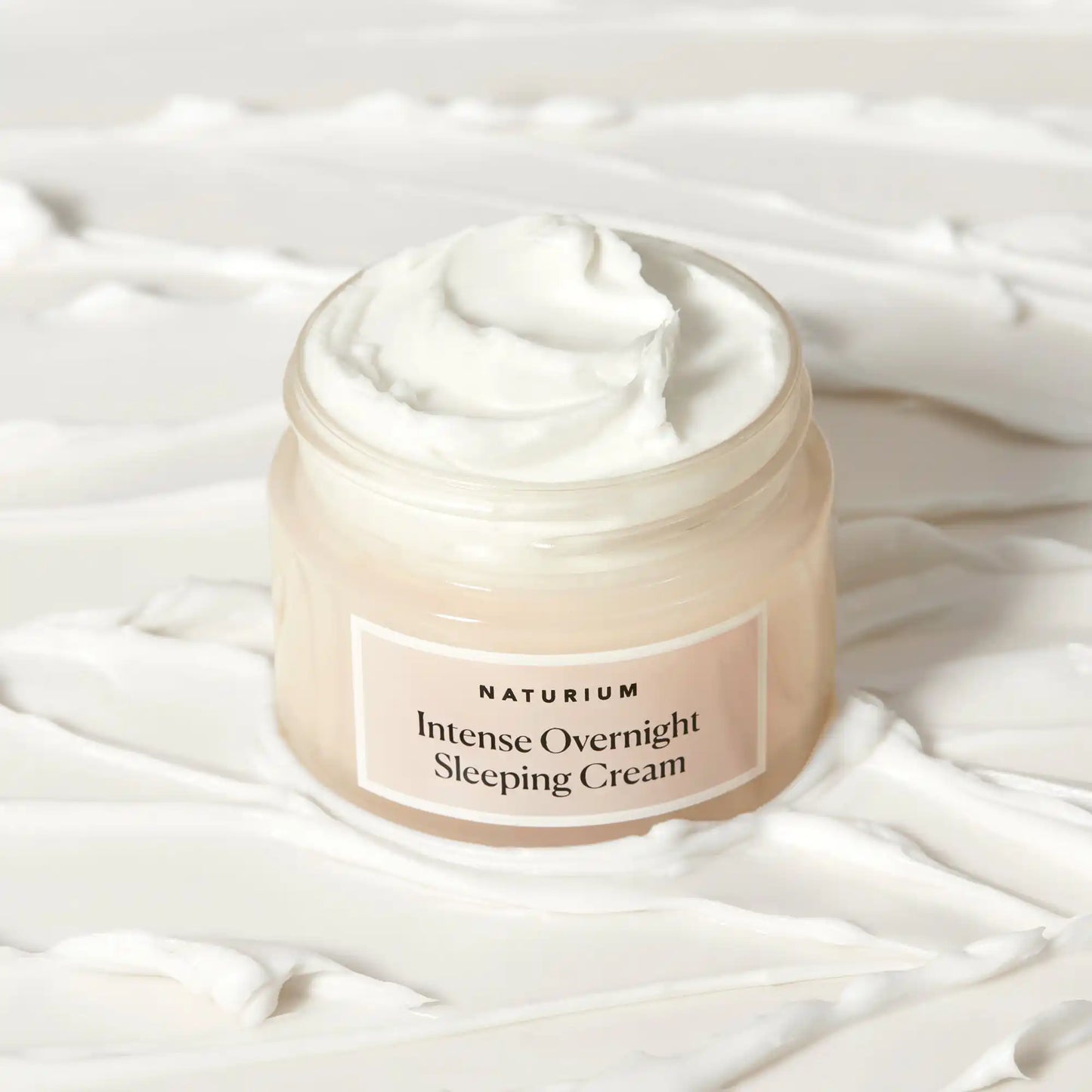 intense-overnight-sleeping-cream-v7 sleepingcream_0880-crop_1.webp